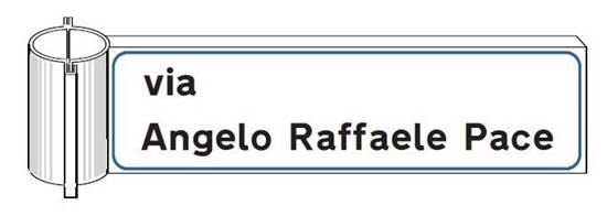 Targa Viaria in alluminio estruso completa di staffone a bandiera per il fissaggio laterale a palo